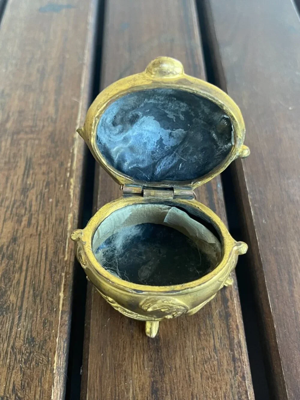 Art Nouveau B&W Footed Gold Leaf Jewelry Heart Flower Trinket Box with Lid